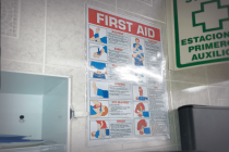 11 x 17″ Press-on adhesive vinyl envelope OPEN SHORT