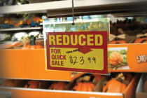 5 1/2″ x 3 1/2″ Clear Vinyl Pouch w/ Hang Hole