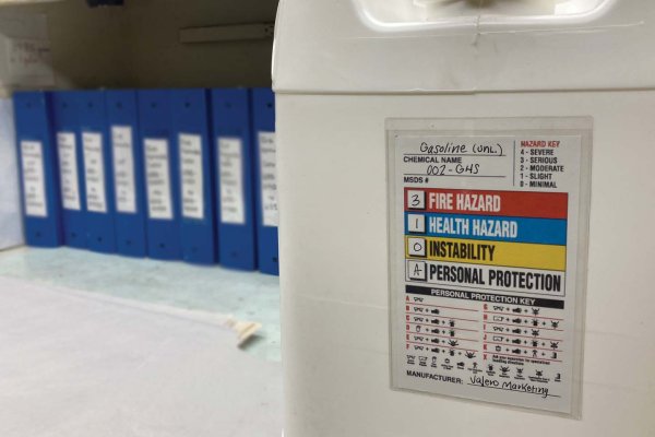 3 5/8" X 5 5/8" Removable Adhesive Pouch