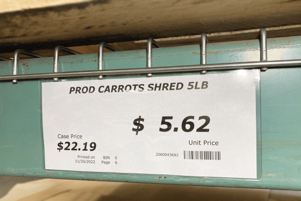 8 1/2" x 3 11/16" Clear Pouch w/ 1 Magnet