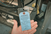 2″ x 3 7/8″ Heavy Duty Clear Vinyl Tag Holder w/ Hang Hole